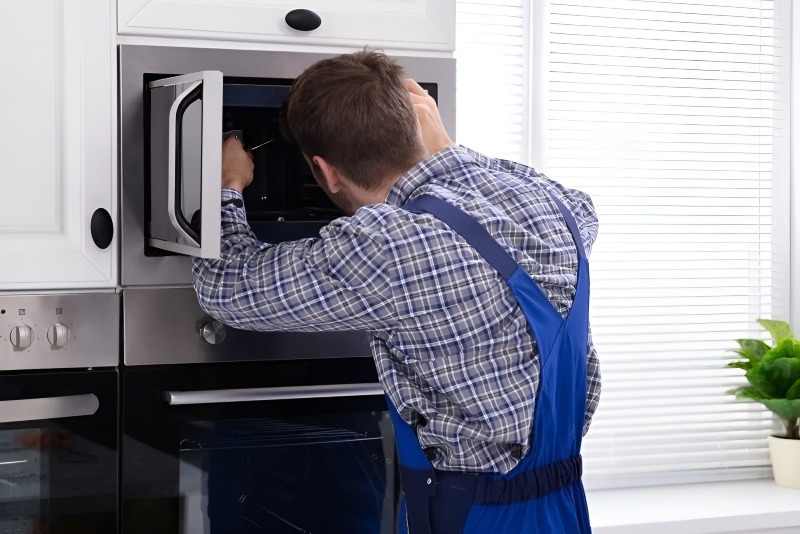 Buld-in Microwave Repair in Miami Lakes